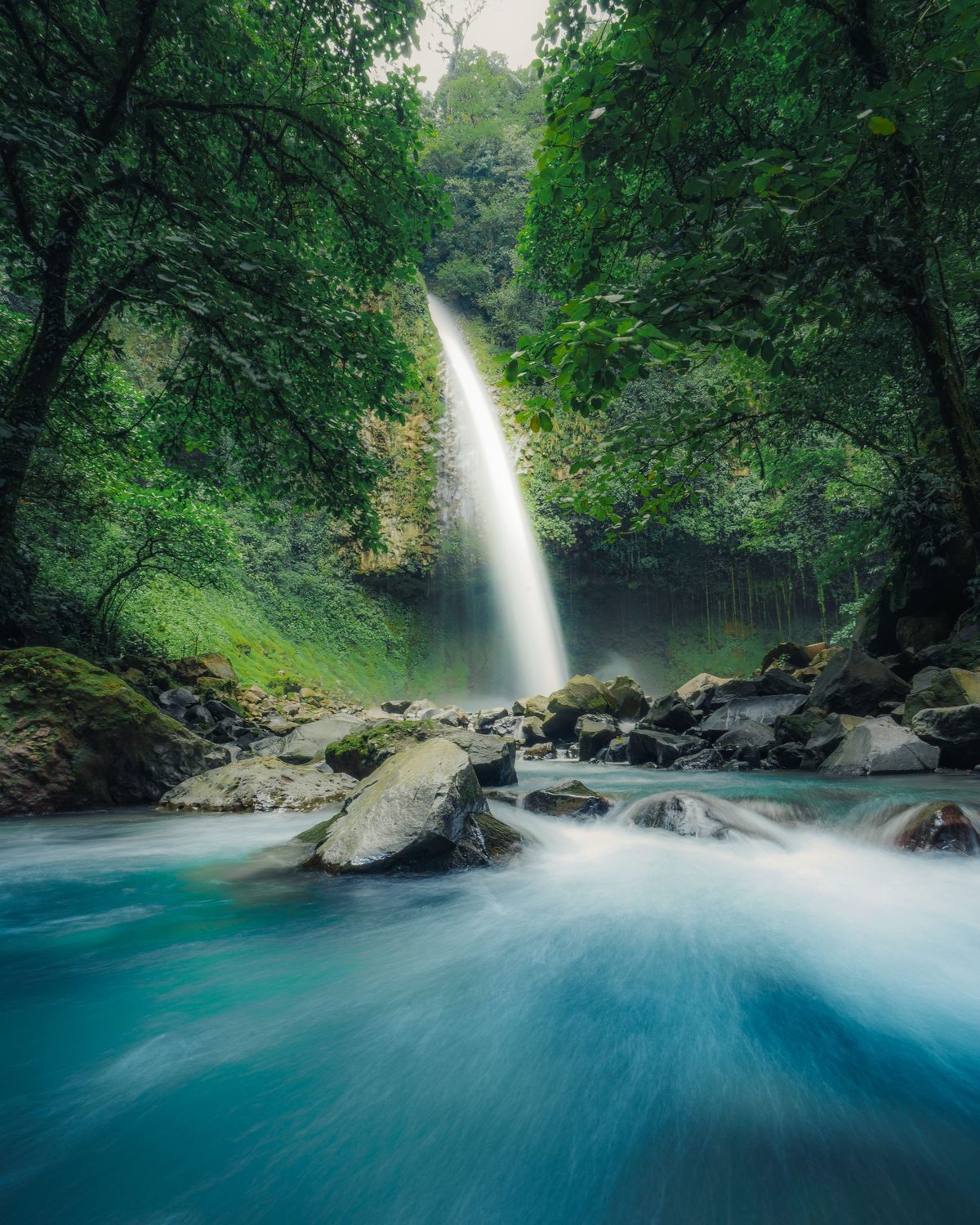 La Fortuna Waterfall in the rainforest of Costa Rica