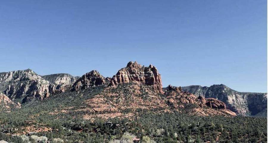 Red rock formations in Sedona, Arizona